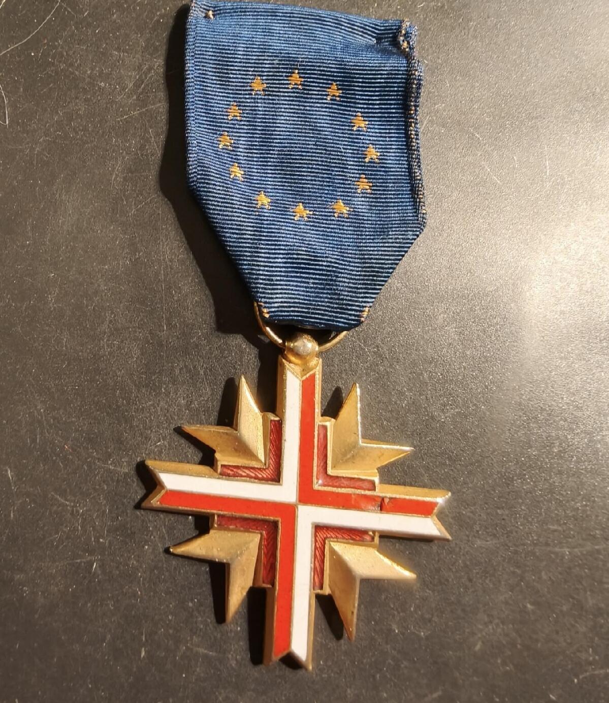 勋章杂货 欧盟老兵十字奖章