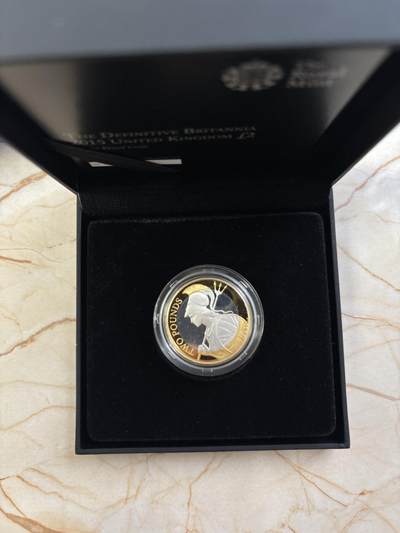 第189期拍卖 - 英国2015年不列颠女神重生2镑镀金精制纪念银币，925银镀金，12克，发行10500枚