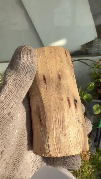 零元拍：  NO.88海南黄花梨原料。尺寸约105/50/50MM