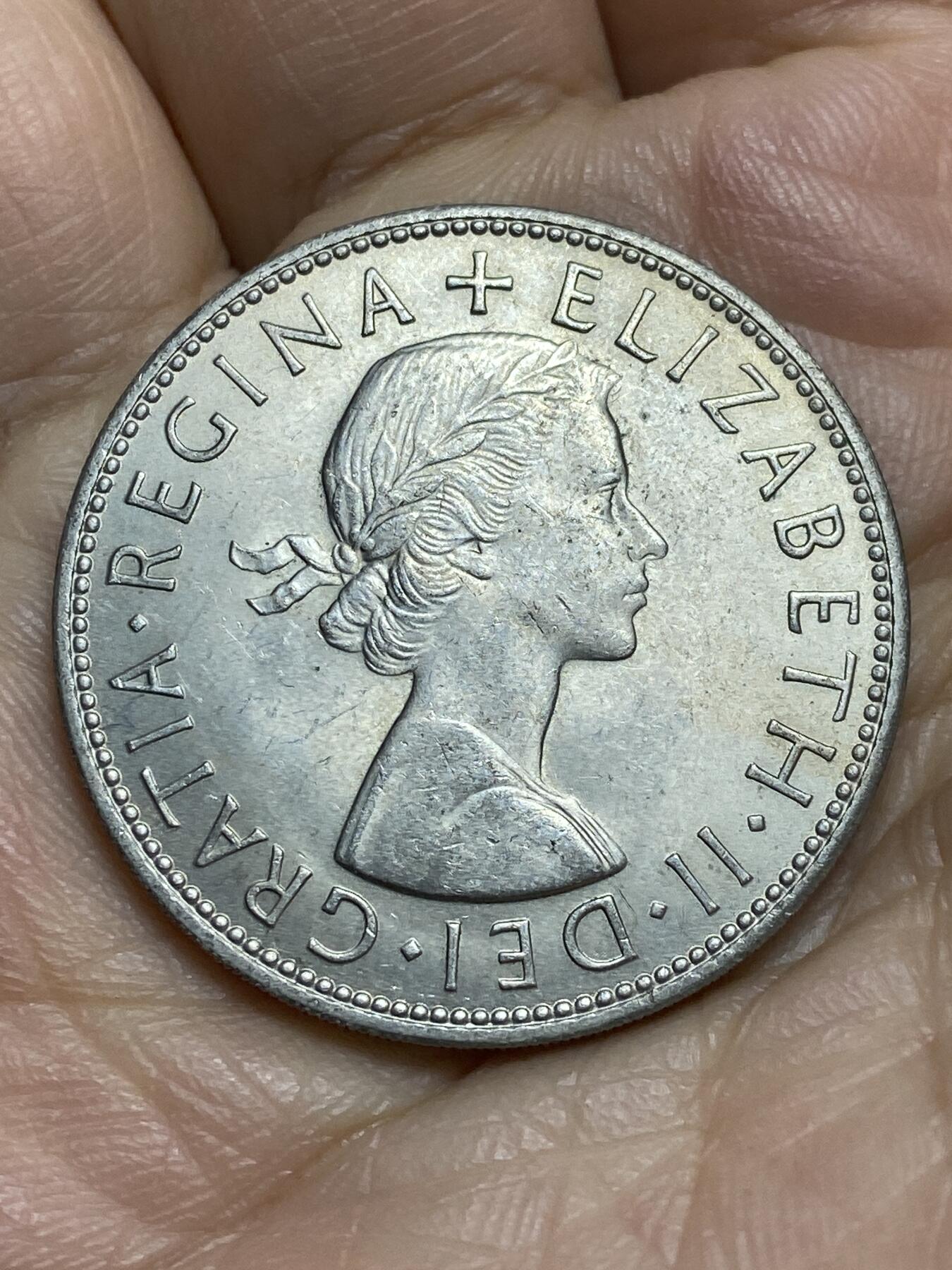 2026年第十四场(总第一百八十三场）外国好品散币场(免佣金) 英国🇬🇧1966年半克朗(伊丽莎白二世青年桂冠第二版)