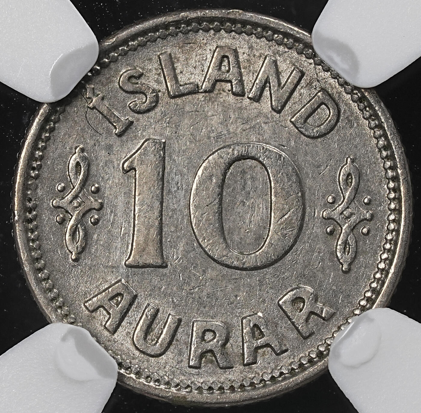 修遠堂世界钱币第102期 NGC AU58 1925年冰岛10 AURAR