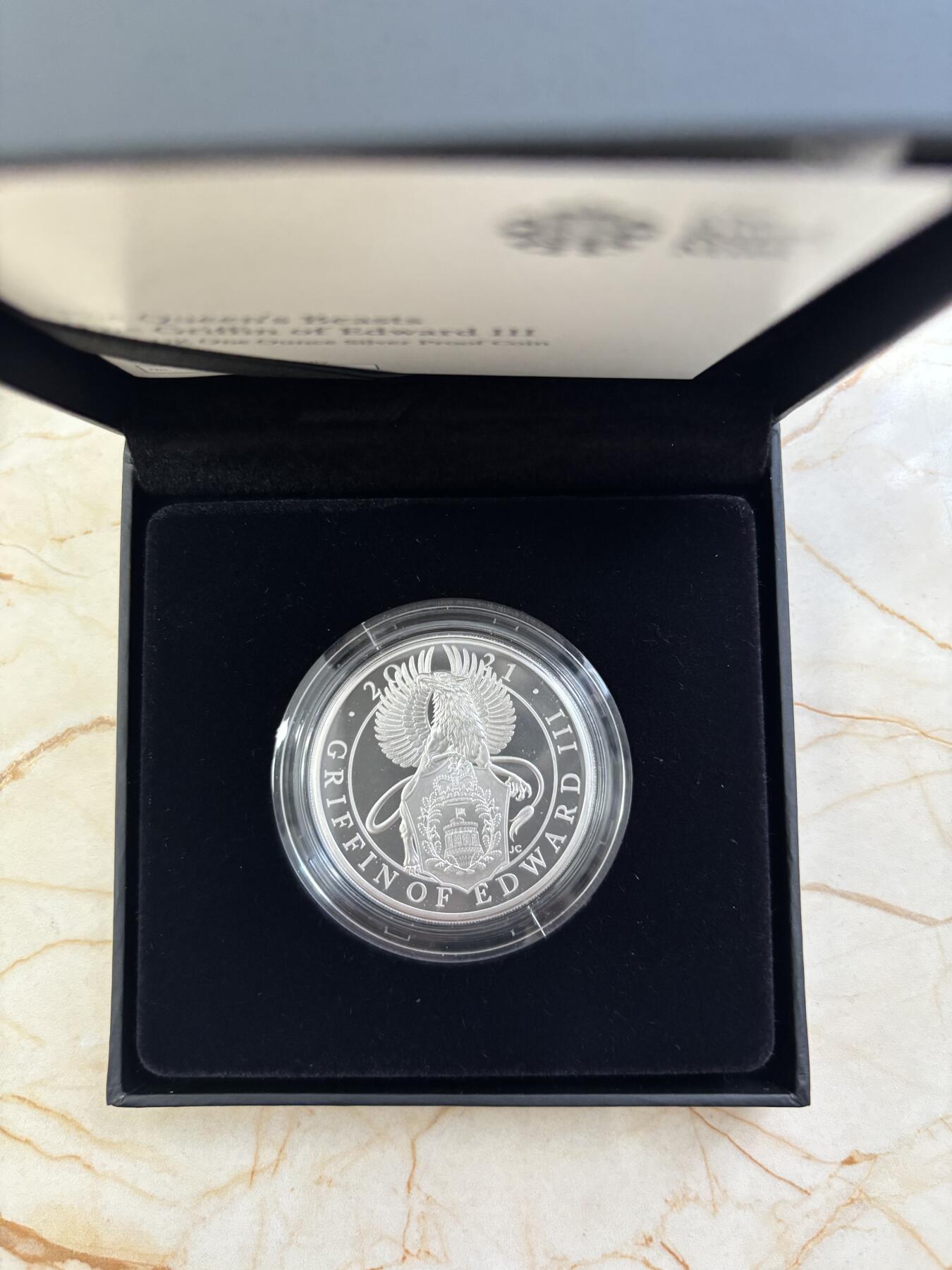 第189期拍卖 英国2021年女王神兽系列10格里芬1盎司精制银币，999银，发行4400枚