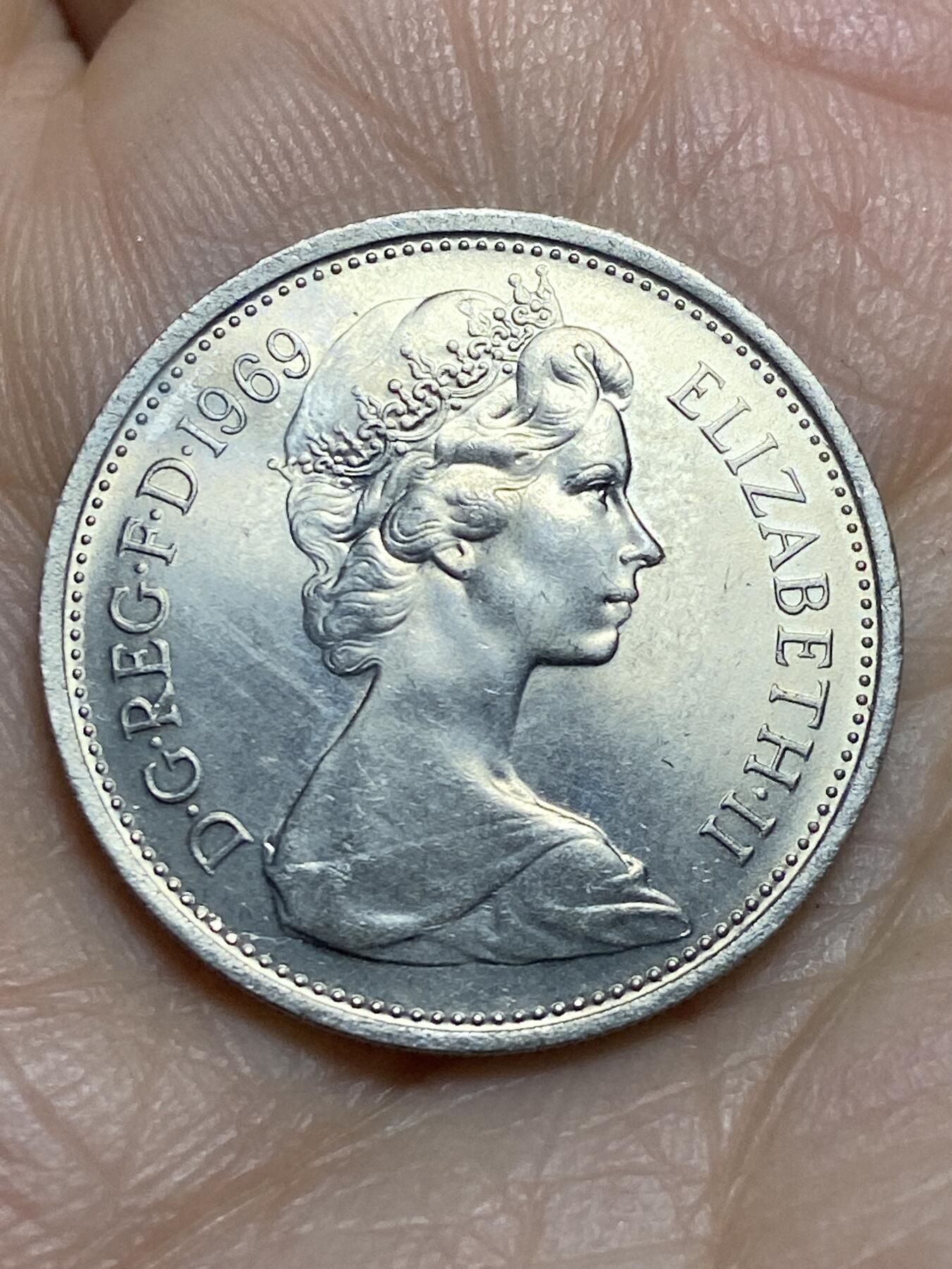 2026年第十四场(总第一百八十三场）外国好品散币场(免佣金) 英国🇬🇧1969年5新便士(伊丽莎白二世中年花冠，十进制第一版)