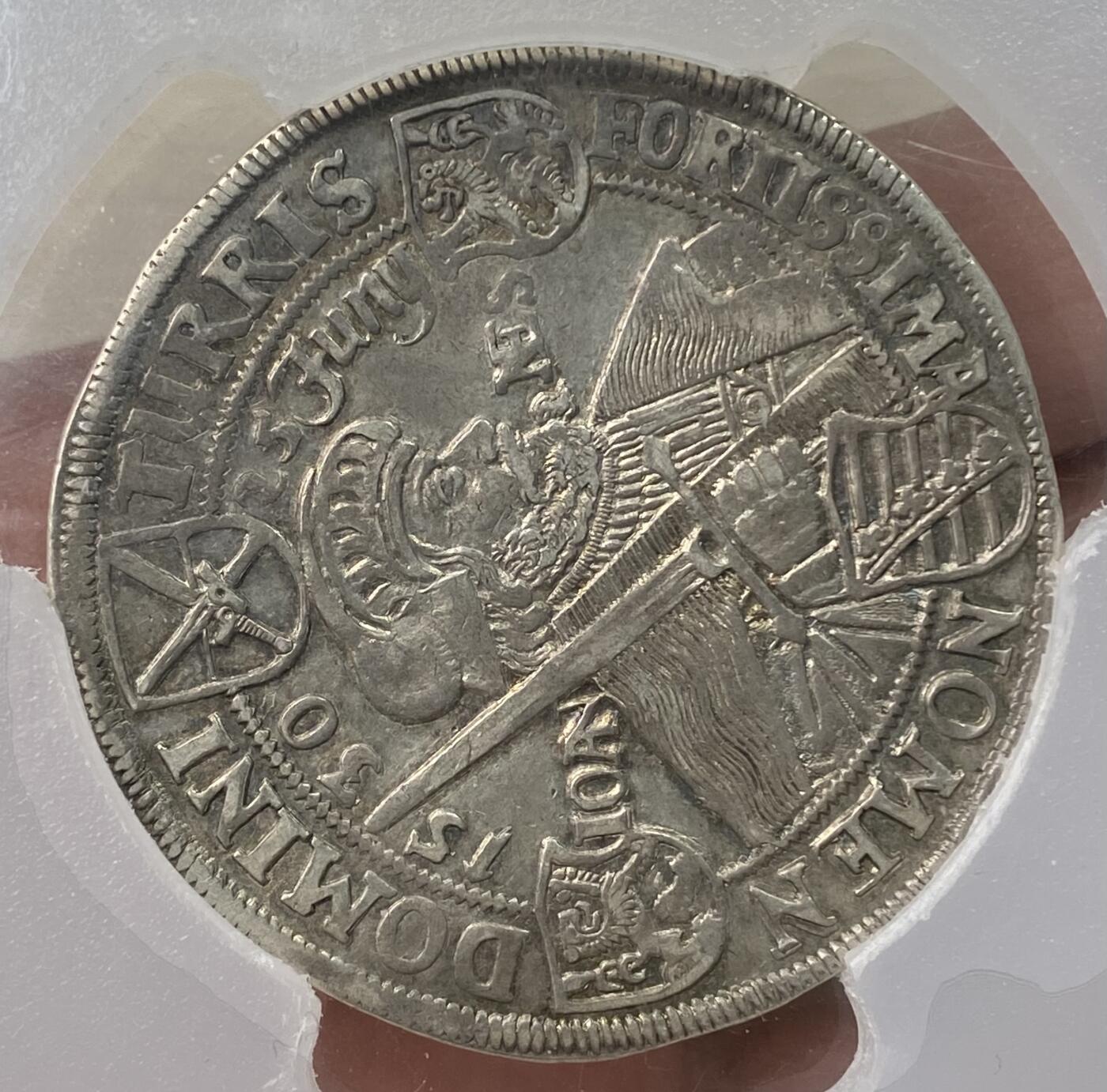万国钱币拍卖第059期 PCGS AU55 1630神罗萨克森选侯国持剑大泰勒 三十年战争时期名誉品种 纪念奥格斯堡信纲100周年 PCGS加大盒 原味淡彩 PC亚军分 更高仅一枚