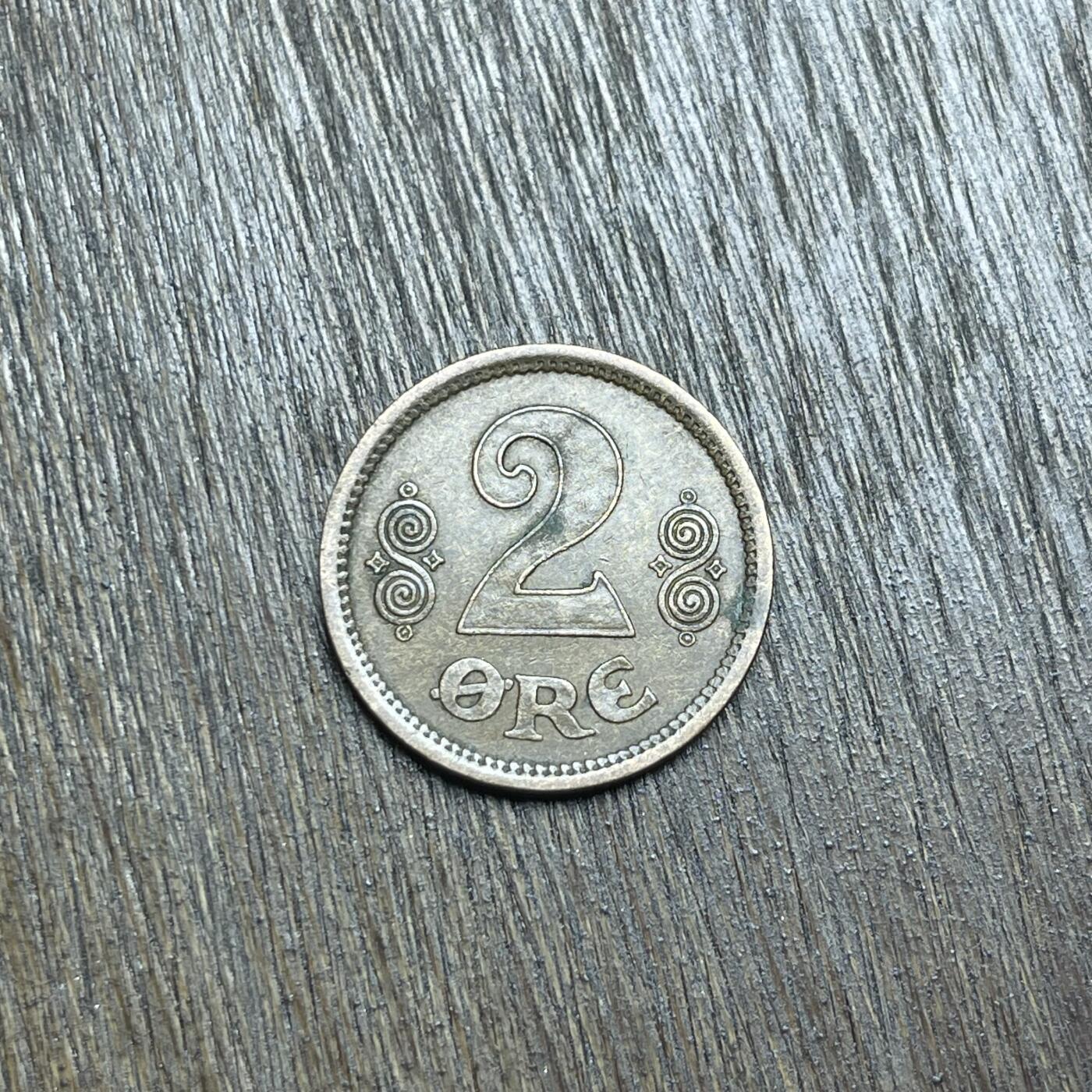 【春节前最后一拍，下一场3.3号】★第139场★散币场。不寄存，30包邮。不满30元，支付5元运费。《接受代拍 代送NGC评级》 89【无寄存】1915 丹麦 2欧尔 铜币