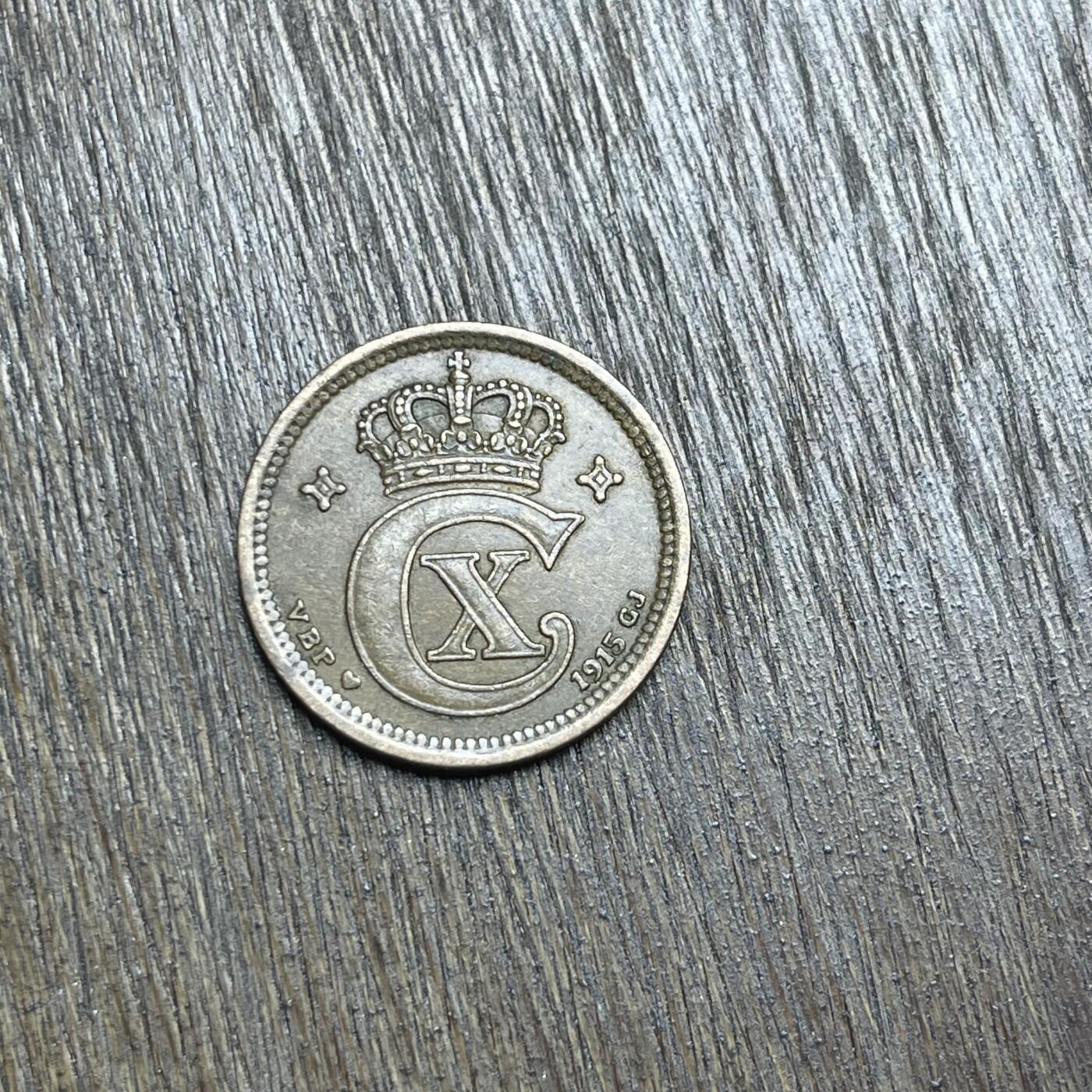 【春节前最后一拍，下一场3.3号】★第139场★散币场。不寄存，30包邮。不满30元，支付5元运费。《接受代拍 代送NGC评级》 89【无寄存】1915 丹麦 2欧尔 铜币