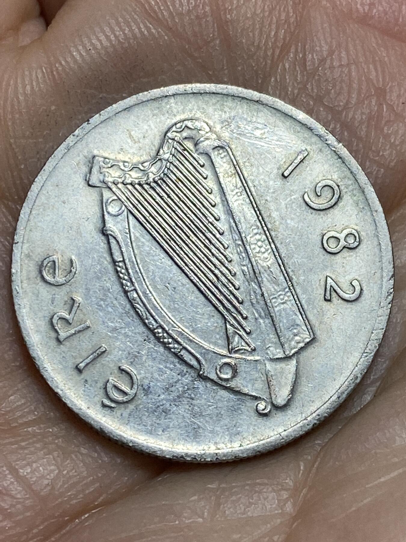 2026年第十四场(总第一百八十三场）外国好品散币场(免佣金) 爱尔兰🇮🇪1982年5便士(共和国时期第二套第一版)