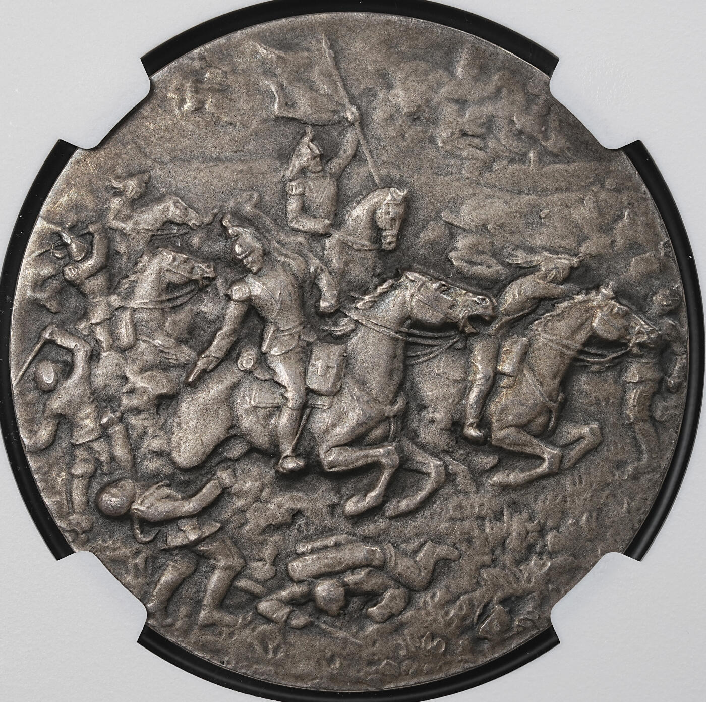 修遠堂世界钱币第102期 NGC MS63 法国一战重要将领卡斯泰尔诺将军（Noël Édouard de Curières de Castelnau）纪念银章，重20.57g