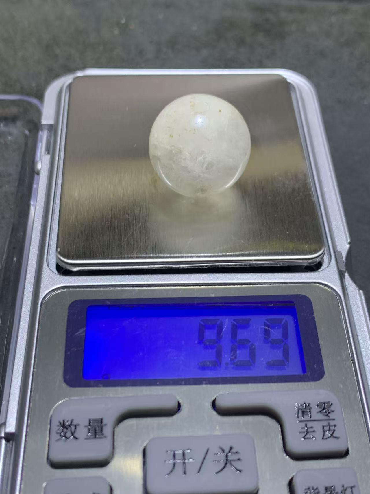 满冰飘战国红玛瑙圆珠一颗！