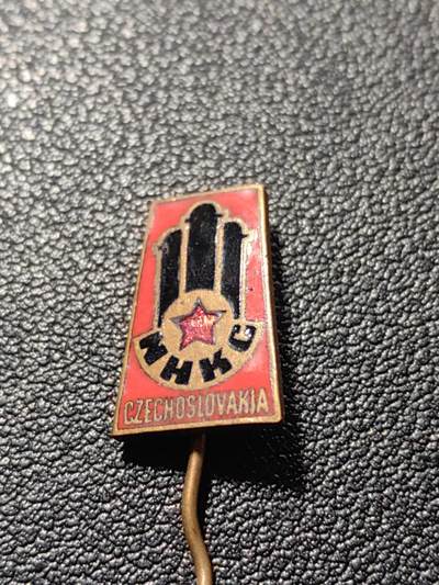 靖甫拍卖第二场 - 捷克斯洛伐克铜珐琅徽章