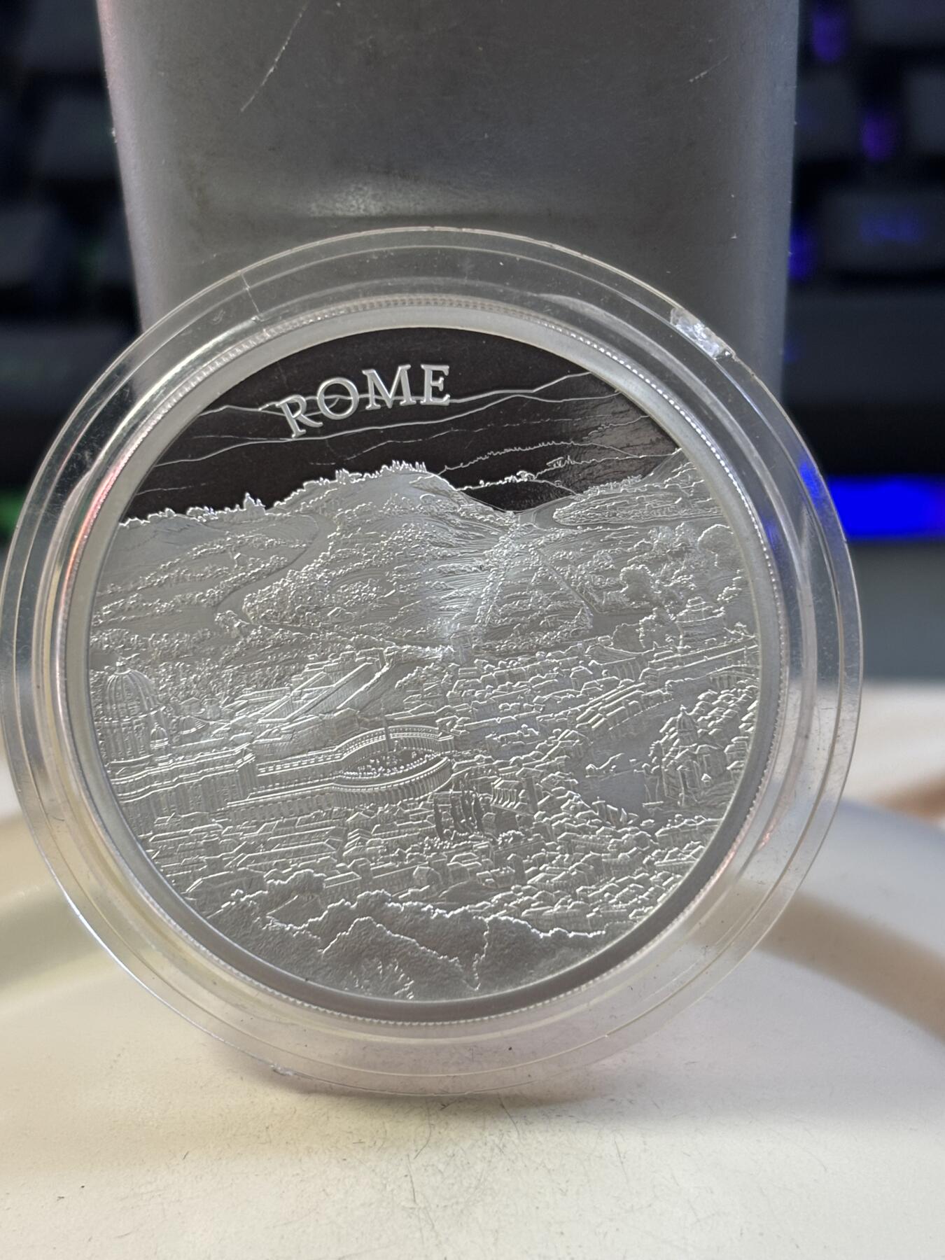 第189期拍卖 英国2022年城市景观系列2罗马1盎司精制纪念银币，999银，发行2000枚