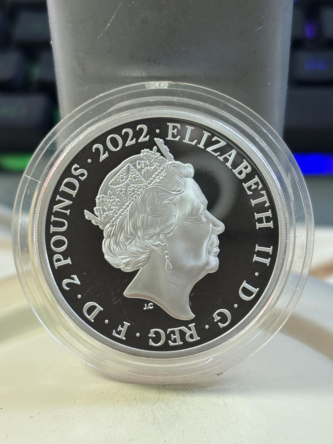 第189期拍卖 英国2022年城市景观系列2罗马1盎司精制纪念银币，999银，发行2000枚