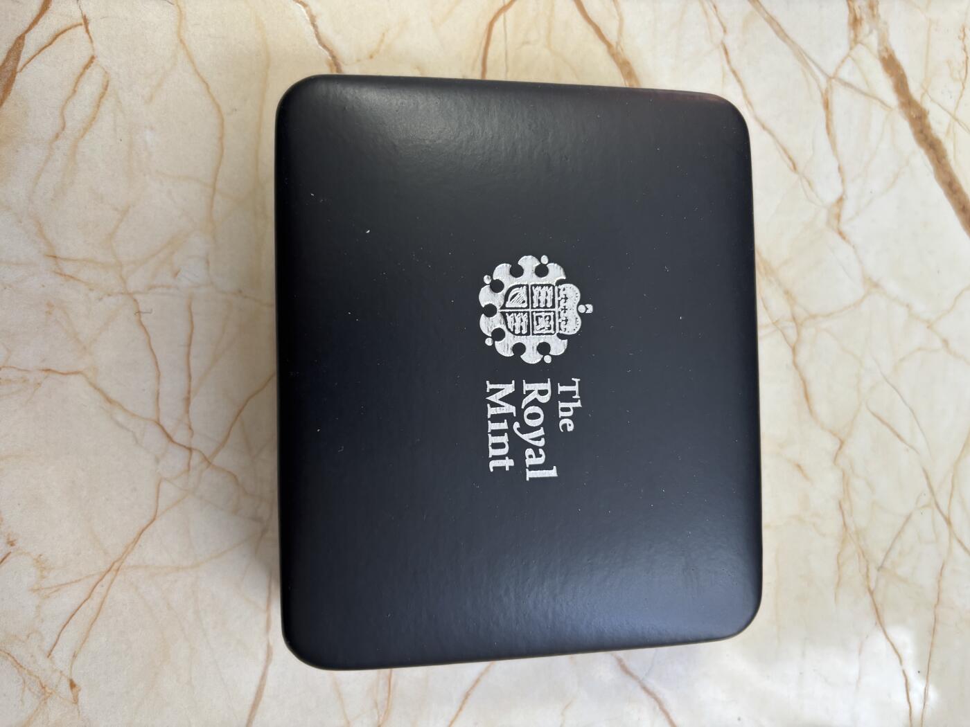 第189期拍卖 英国2018年不列颠女神系列1盎司精制版纪念银币，999银，发行7150枚I’m 