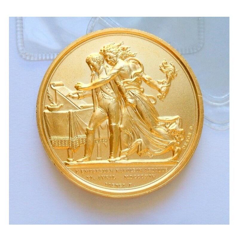 【旋风钱币】1月24日19:00准时开拍 精美欧洲币章、银币银章、第三帝国钱币等 全场包邮！ 【艺术】法国艺术大章纪念1814年拿破仑退位+雄鹰高浮雕精制大镀金章 40MM