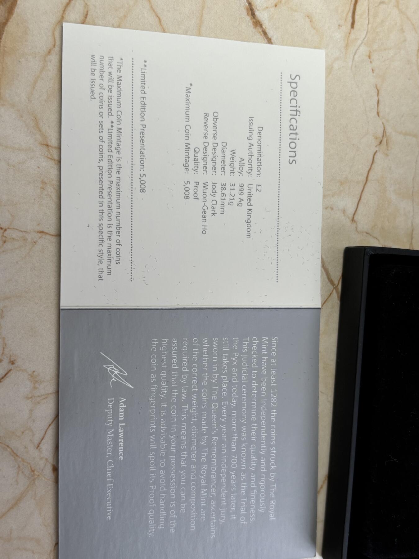 第189期拍卖 英国2018年中国生肖系列狗年1盎司精制纪念银币，999银，发行量5008枚，没有外面纸套