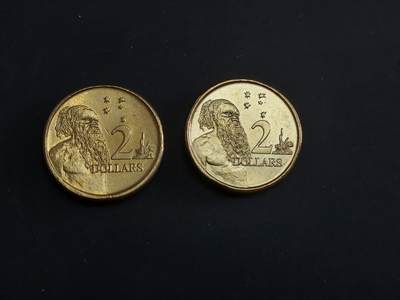 博彦收藏   1月28日 8点 钱币专场 全场包邮 - 澳洲 2024-25 查尔斯2元头像币2枚 