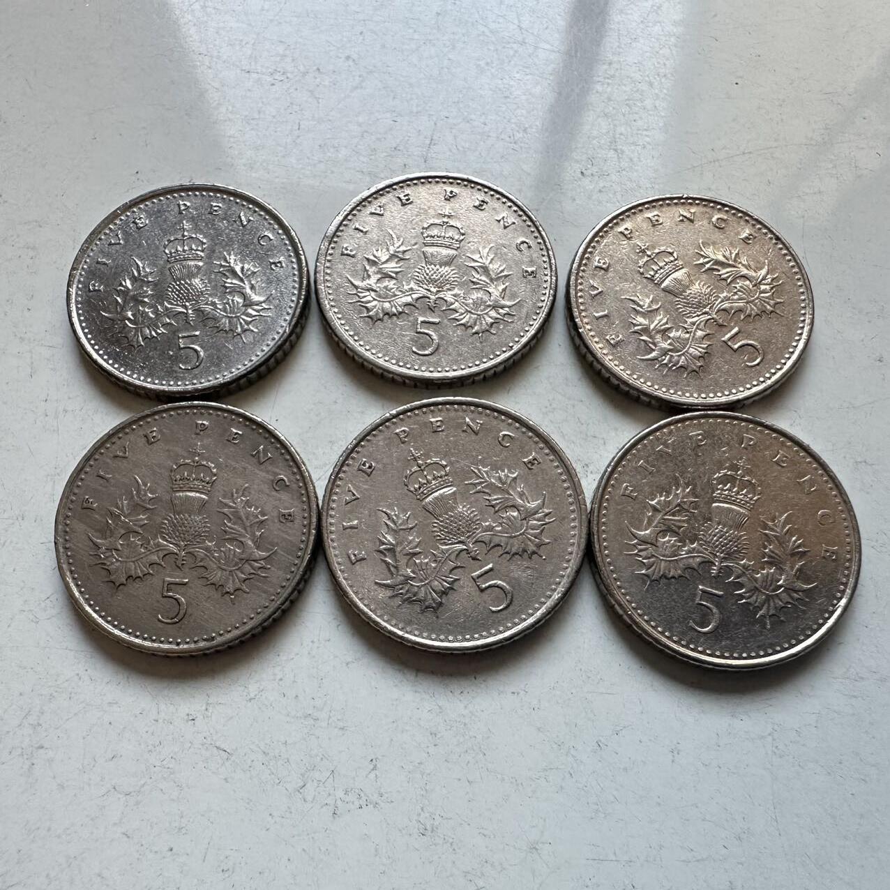 🌹外币初藏🌹🐯2026年第11场  每周二四六晚8️⃣点 接代拍 英国五便士六枚