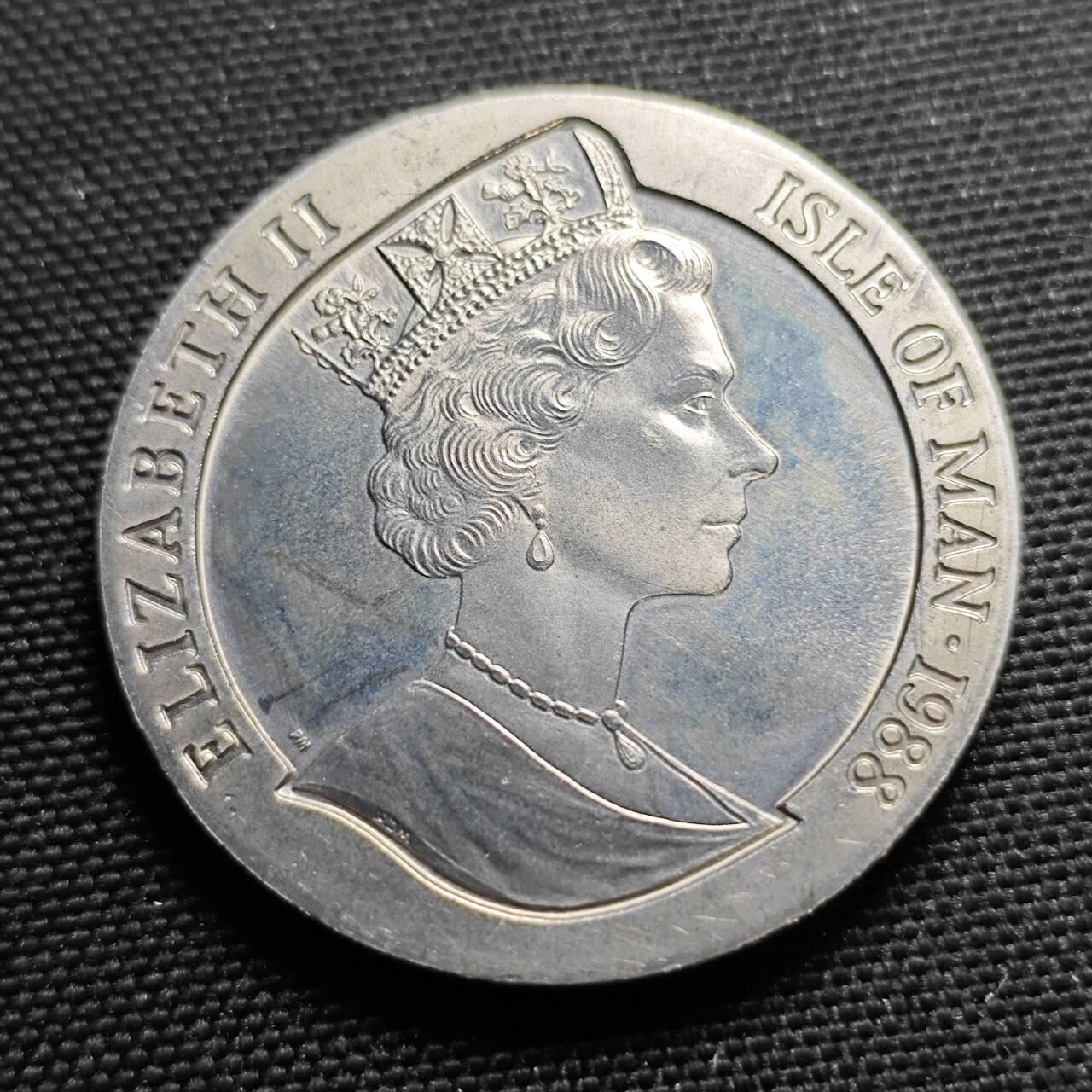 KK钱币收藏小铺  第400期  百期特拍（四拍之四）2月预留时间 周末发货   1988马恩岛1克朗纪念币 蒸汽轮船