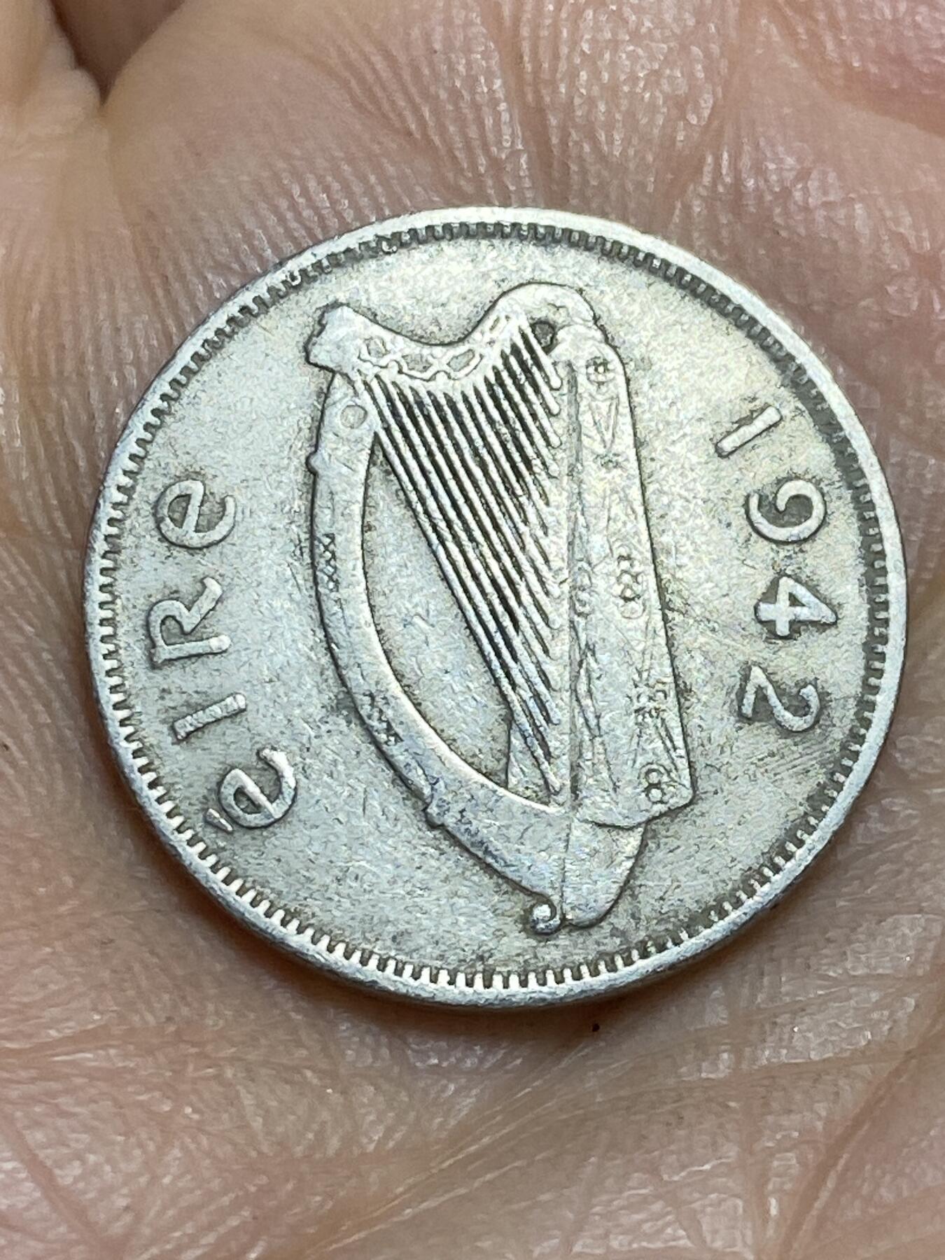 2026年第十四场(总第一百八十三场）外国好品散币场(免佣金) 爱尔兰🇮🇪1942年6便士(共和国时期第一套)