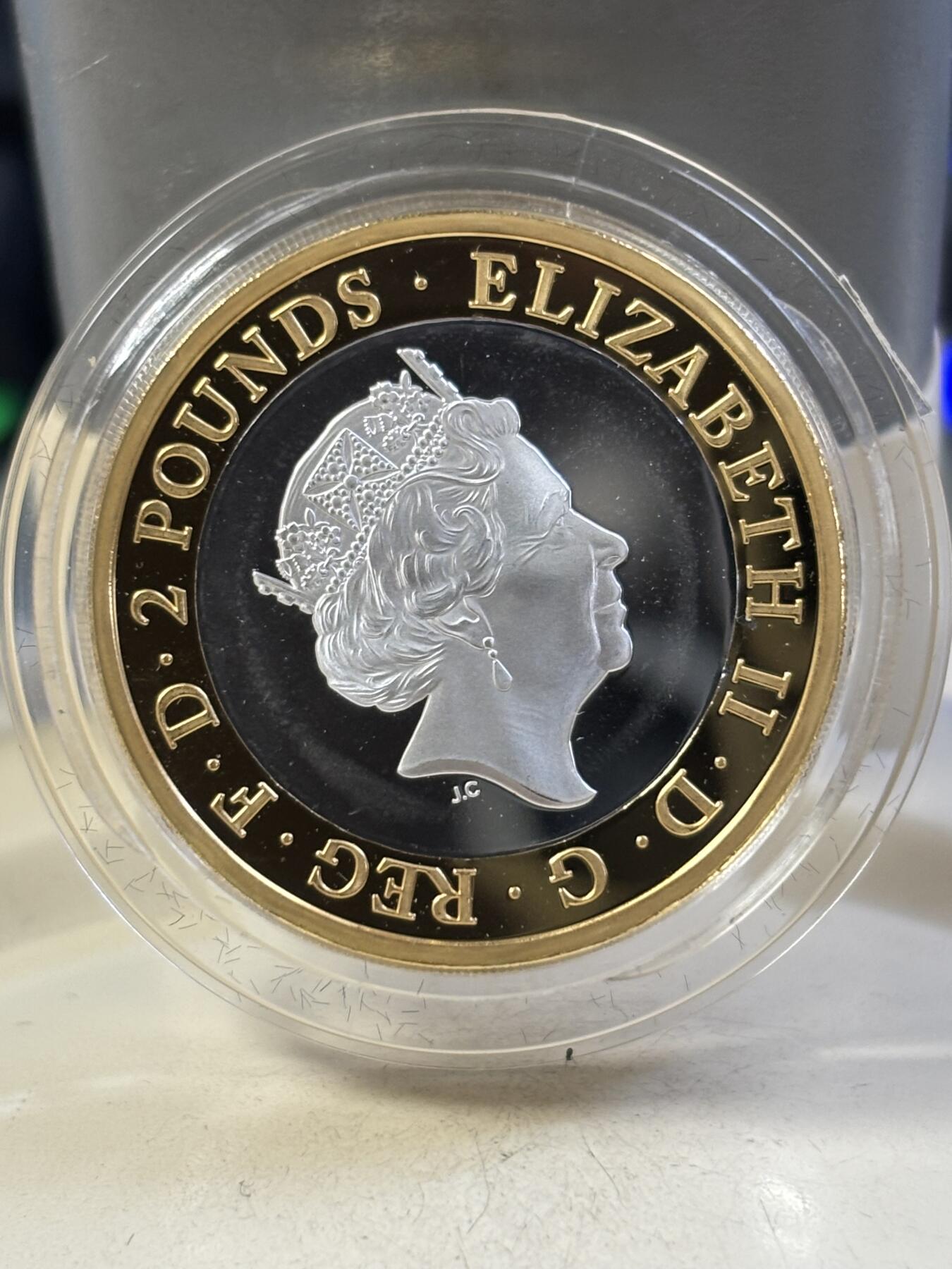 第189期拍卖 英国2018年科学怪人2镑双色加厚精制纪念银币，925银镀金，24克，发行1818枚