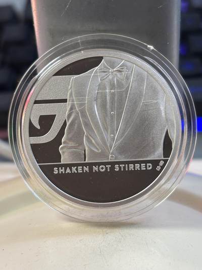 第189期拍卖 - 英国2020年007系列3永远的詹姆斯邦德1盎司银币，999银，发行7007枚