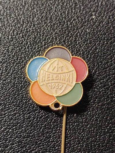 靖甫拍卖第二场 - 世界青年联欢节证章 芬兰 赫尔辛基