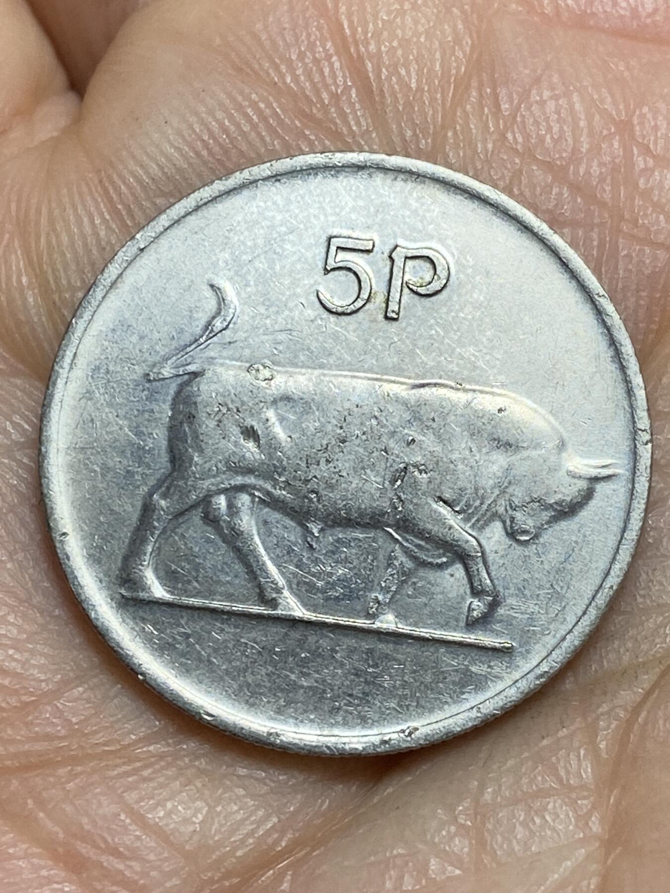 2026年第十四场(总第一百八十三场）外国好品散币场(免佣金) 爱尔兰🇮🇪1982年5便士(共和国时期第二套第一版)