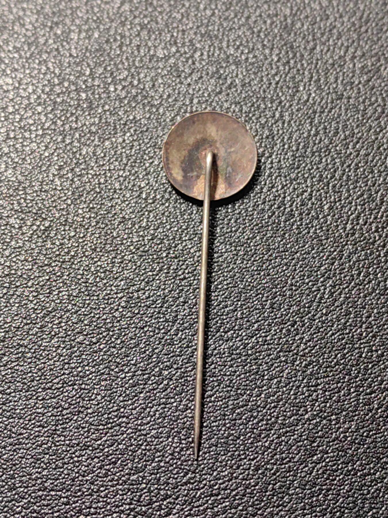 靖甫拍卖第二场 左翼政党徽章