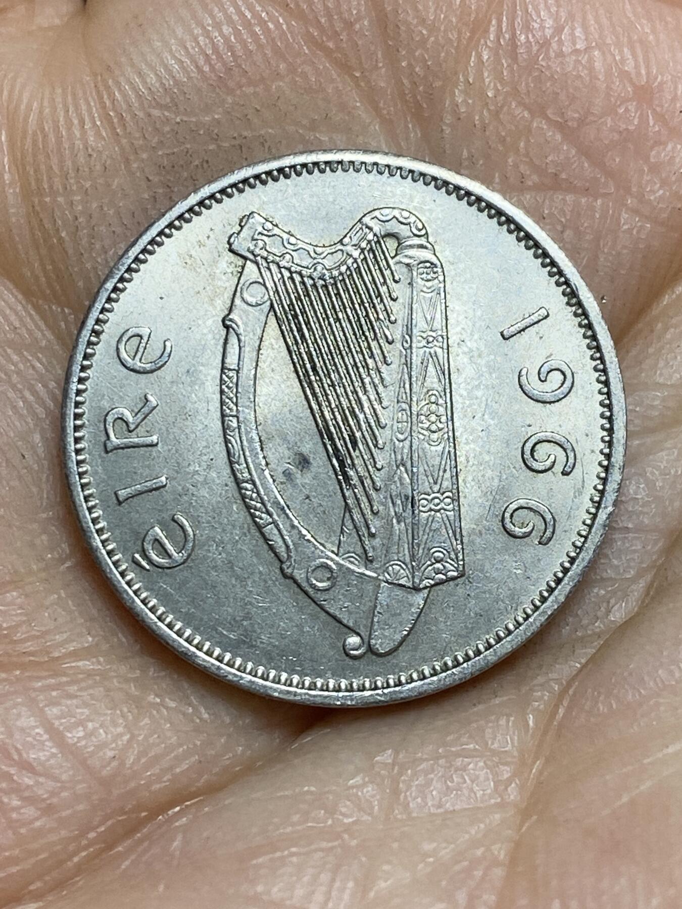 2026年第十四场(总第一百八十三场）外国好品散币场(免佣金) 爱尔兰🇮🇪1966年6便士(共和国时期第一套)