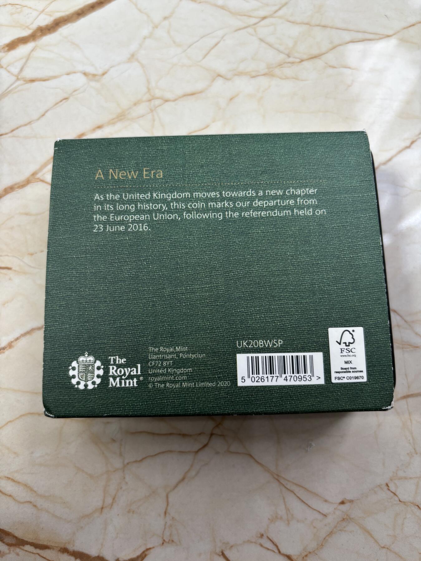 第189期拍卖 英国2020年脱欧50便士多边形精制纪念银币，925银，8克，有氧化