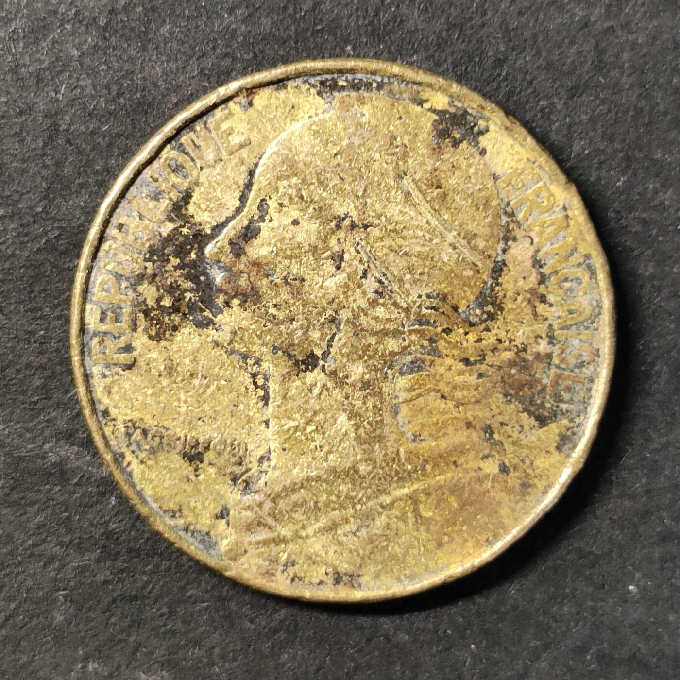 嘉禾收藏    【第447期】            无佣金、可寄存、满30元包邮 币一枚