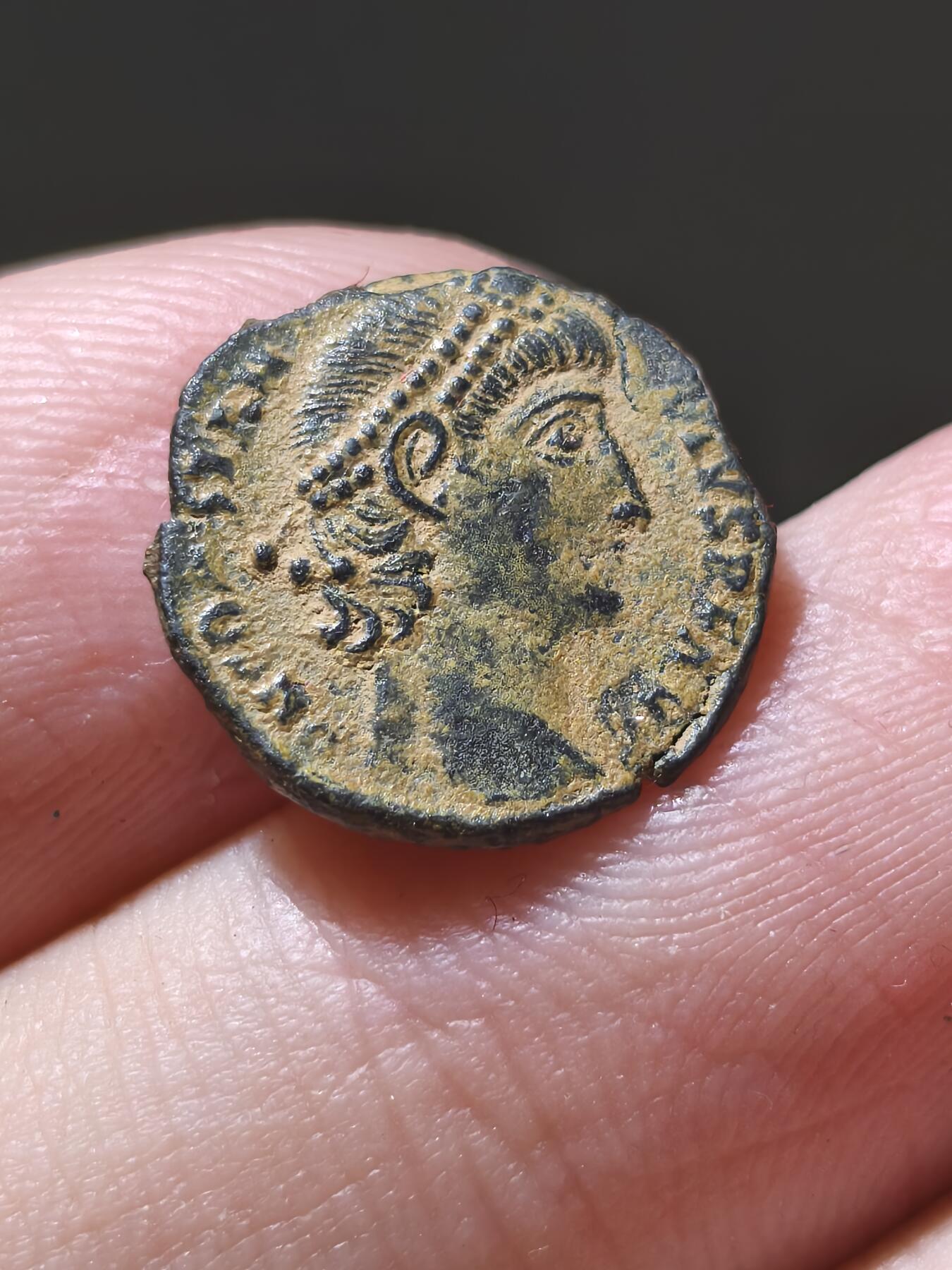 星盘世界钱币一月三十一日古典币专场 公元337-361年 【古罗马】君士坦提乌斯二世“誓愿”铜币，1.58g