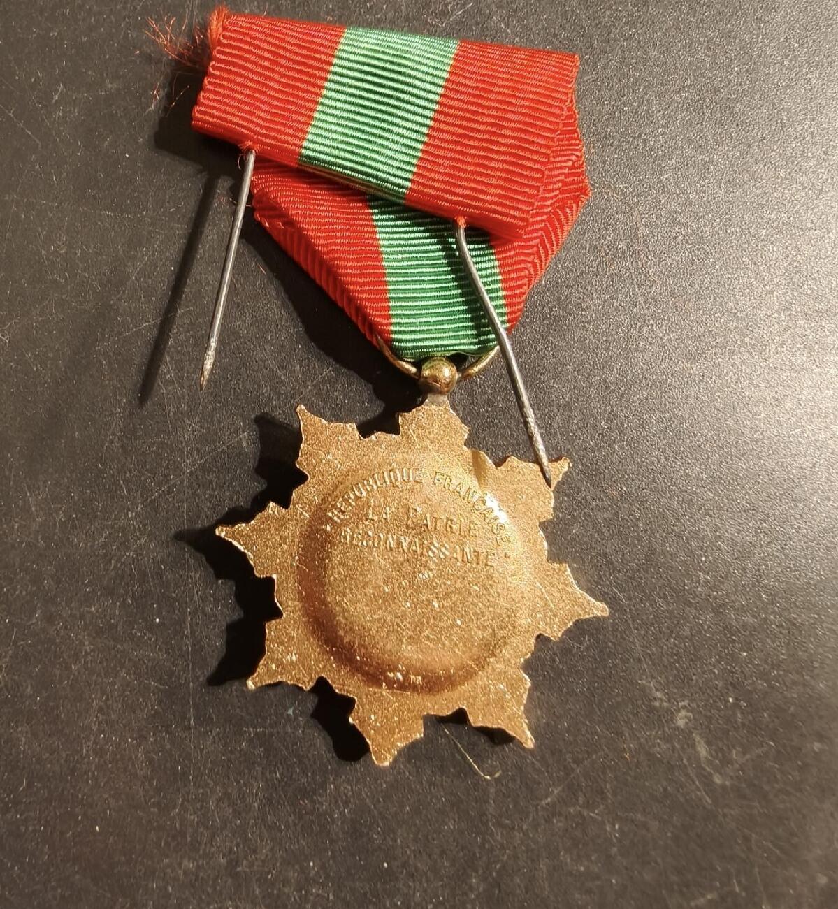 勋章杂货 法国金级母亲奖章