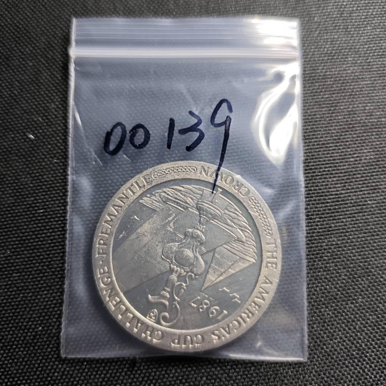 KK钱币收藏小铺  第400期  百期特拍（四拍之四）2月预留时间 周末发货  1987马恩岛1克朗纪念币