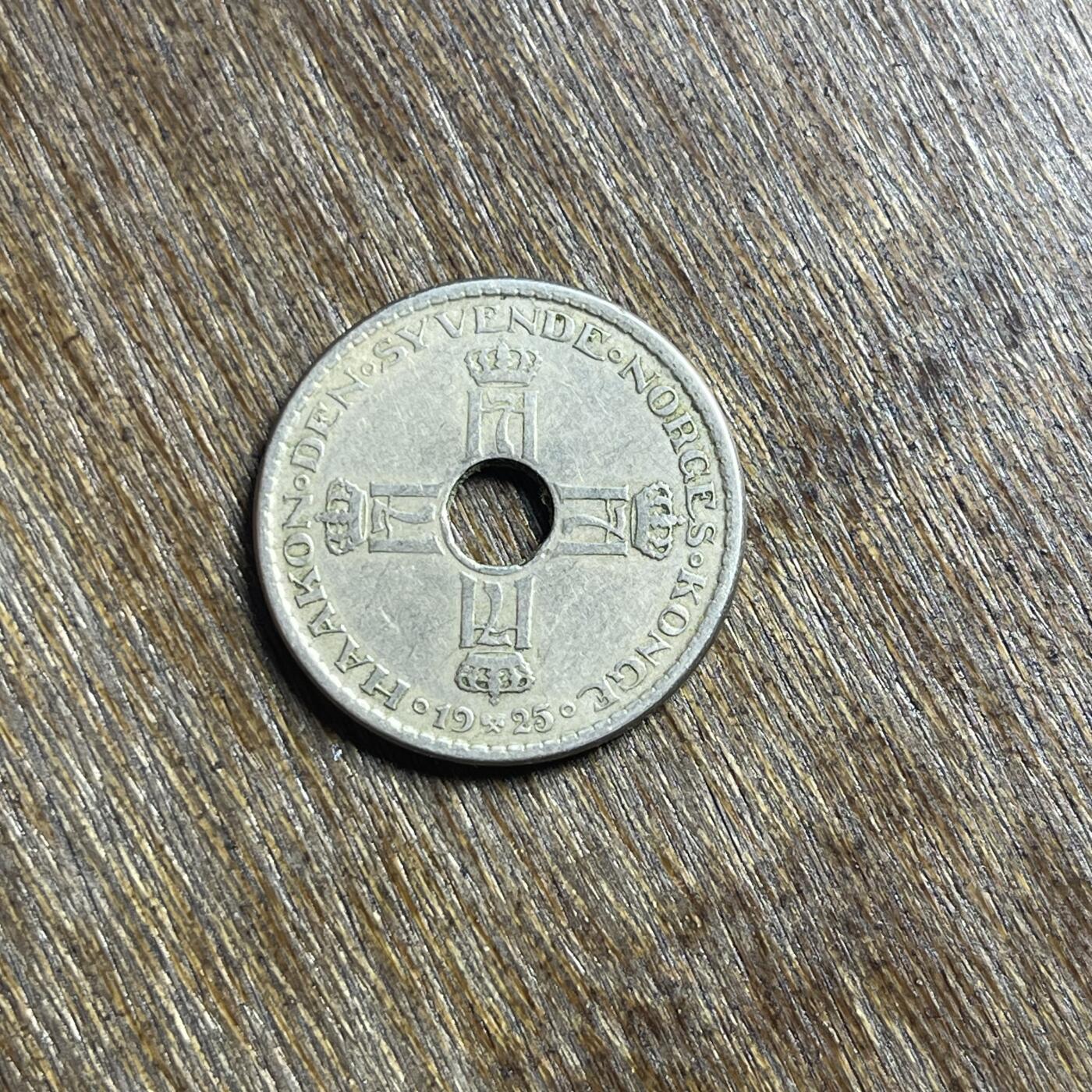 【春节前最后一拍，下一场3.3号】★第139场★散币场。不寄存，30包邮。不满30元，支付5元运费。《接受代拍 代送NGC评级》 62【无寄存】1925 挪威 1克朗 镍币