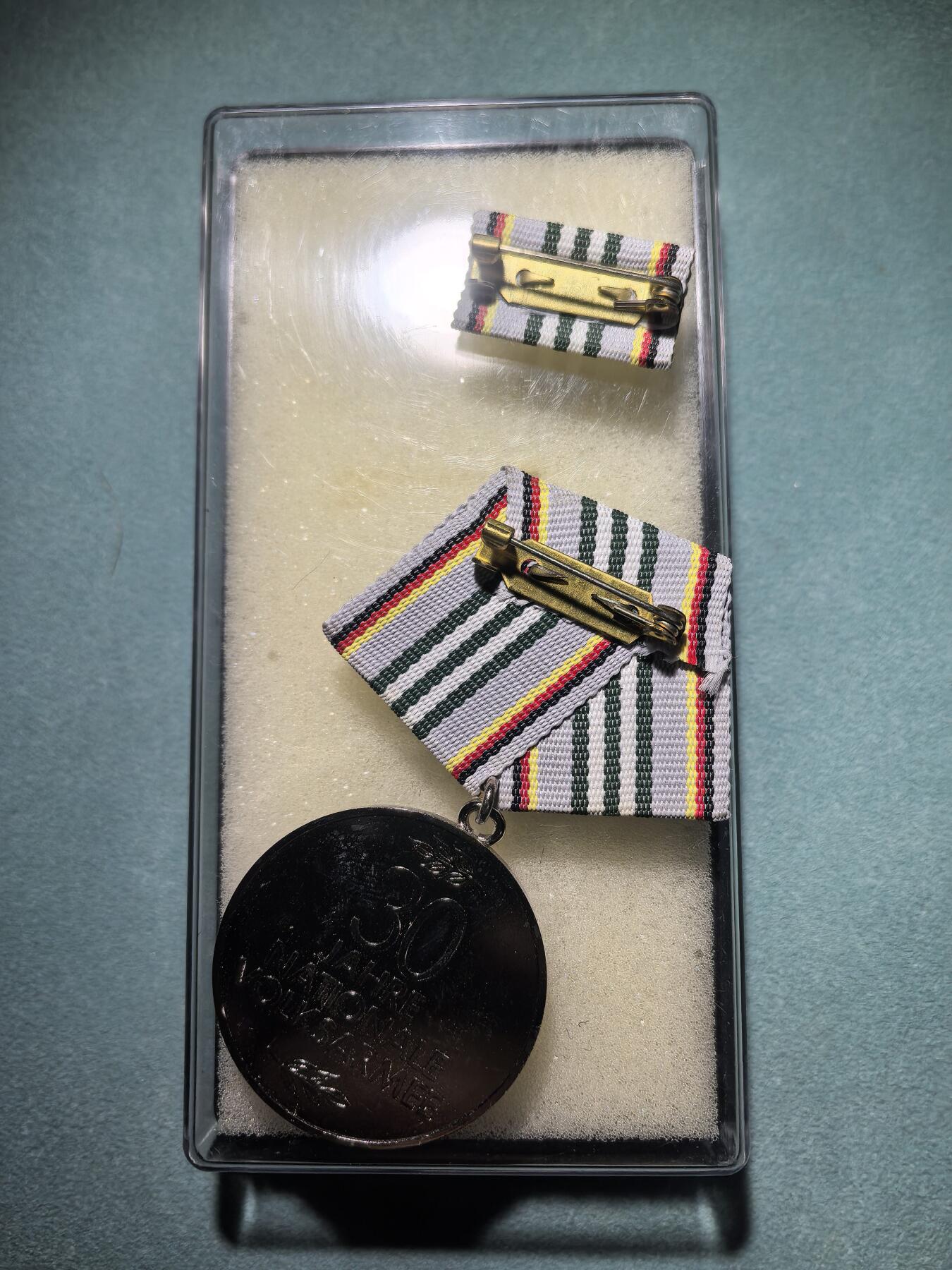 盛世勋华——号角文化勋章邮票专场拍卖第301期 东德人民军建军30周年奖章 带原盒和略