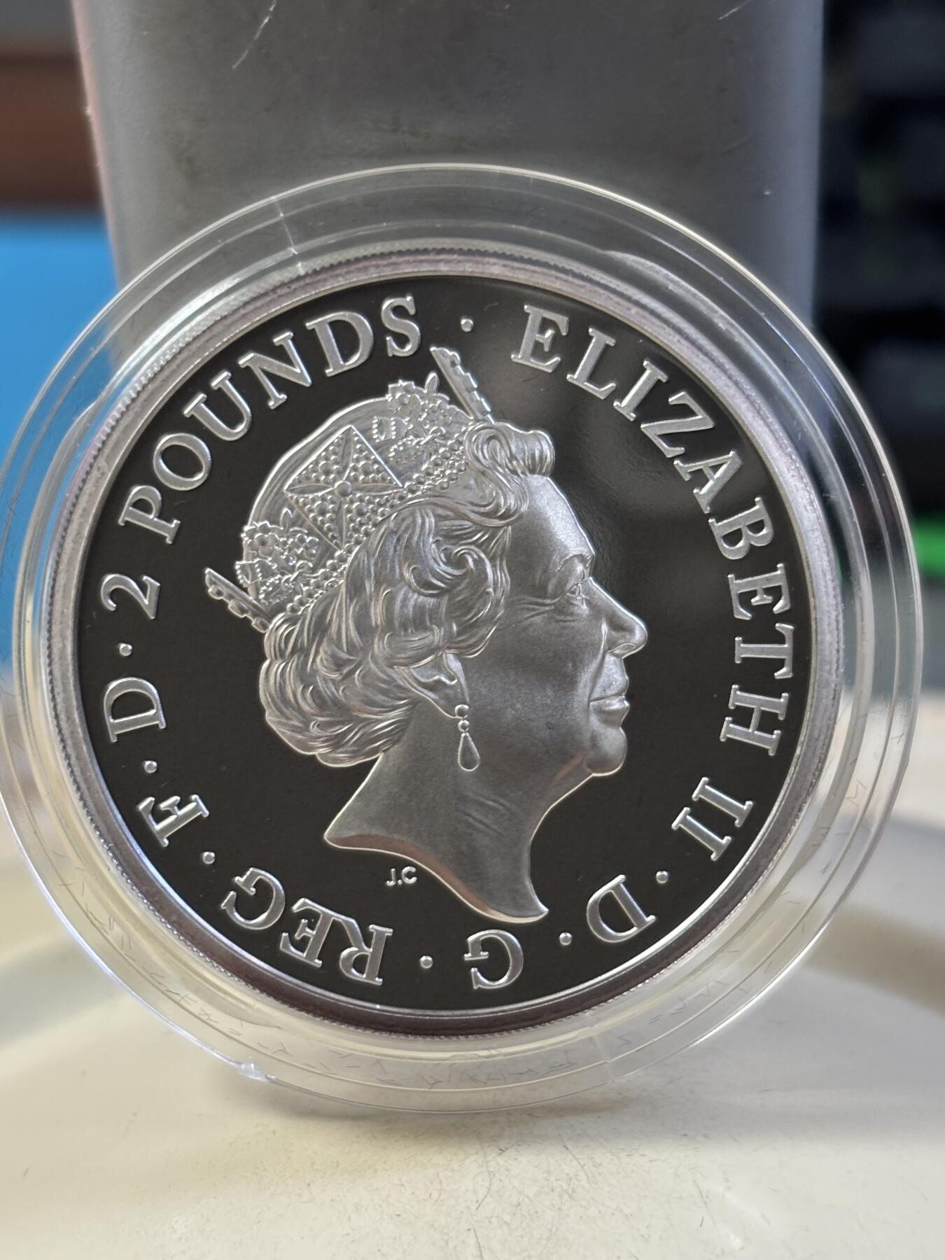 第189期拍卖 英国2021年女王神兽系列10格里芬1盎司精制银币，999银，发行4400枚