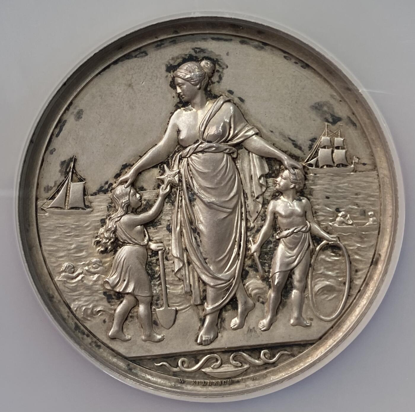 万国钱币拍卖第059期 NGC UNCD 1884年德国普鲁士腓特烈皇太子夫妇在波罗的海建造的皇家度假殖民地大银章 51MM 59G 高浮雕原味五彩高点极佳