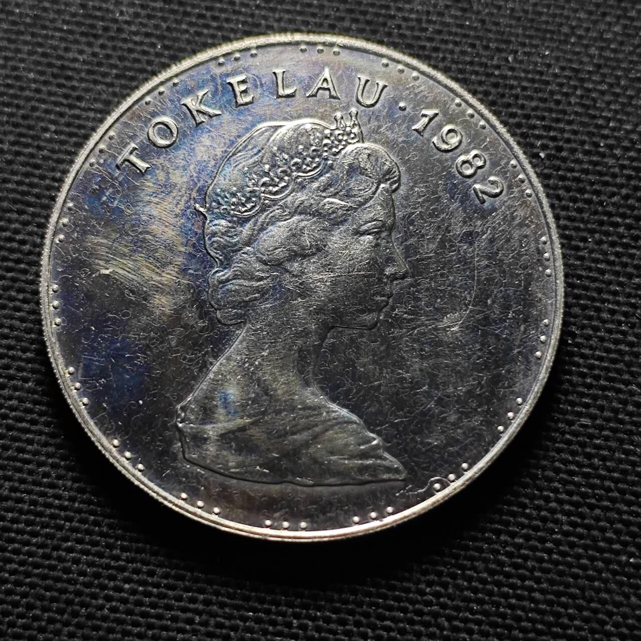 KK钱币收藏小铺  第400期  百期特拍（四拍之四）2月预留时间 周末发货   1982托克劳1元纪念币 发行量仅5千 稀少