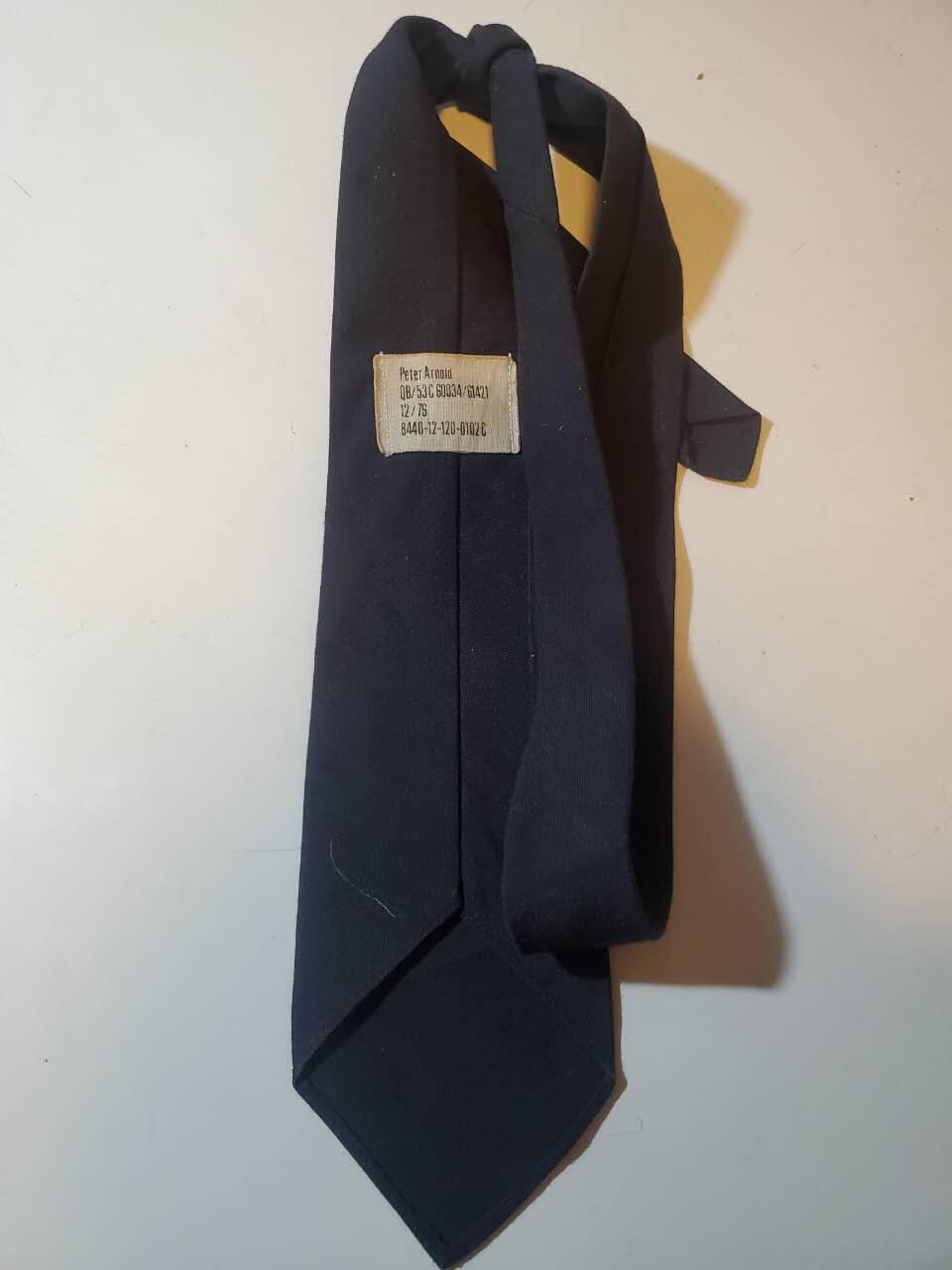 韵星假日拍卖第三十八期 -- Rimey Holidays Auction 38 民主德国国家人民军常服领带一条