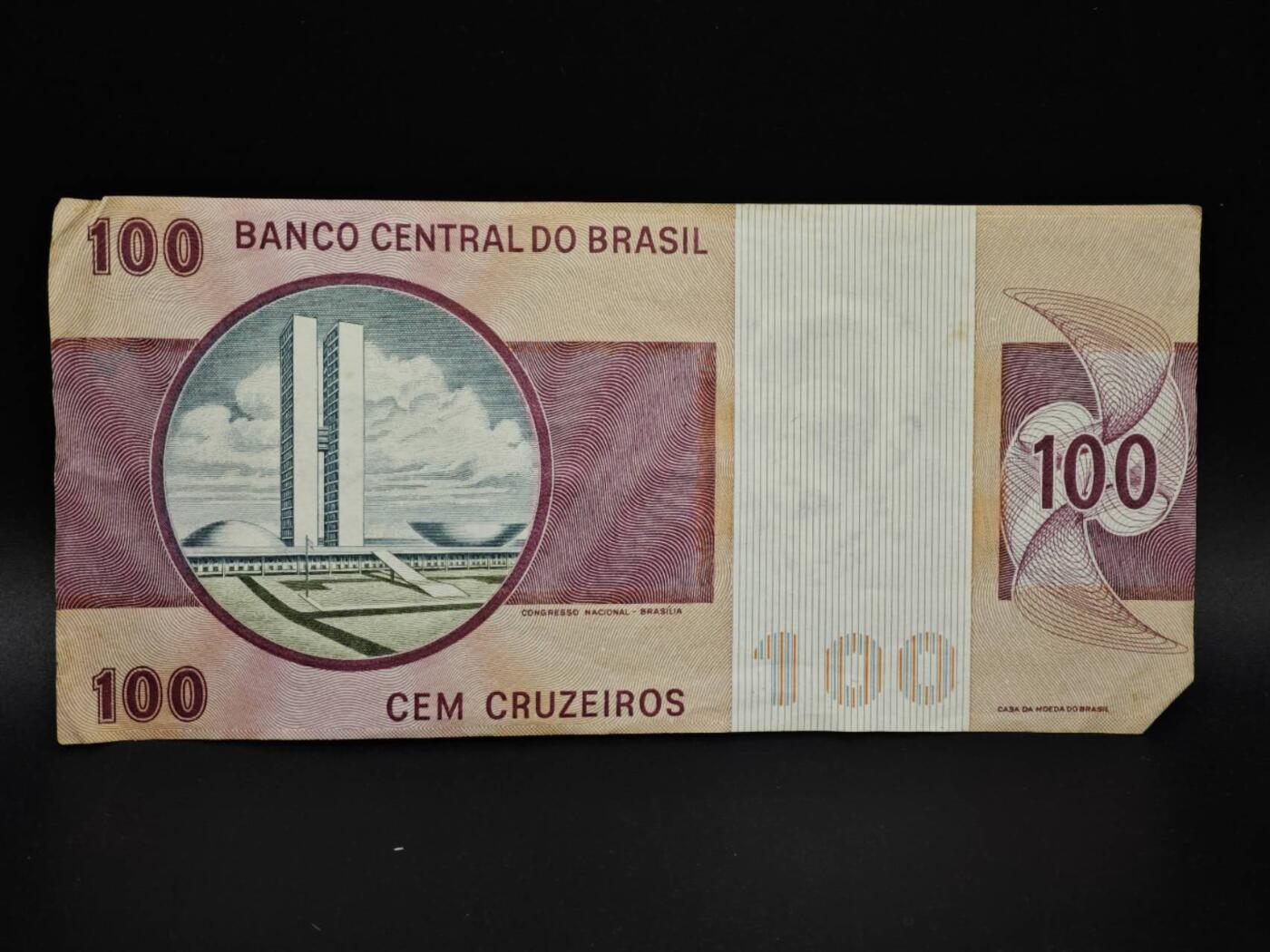 【淘币小摊】实时拍第八百五十四拍   无佣金福利纸币场   满百包邮可预留二周 每周一统一发货   巴西100克鲁塞罗纸币【有折】