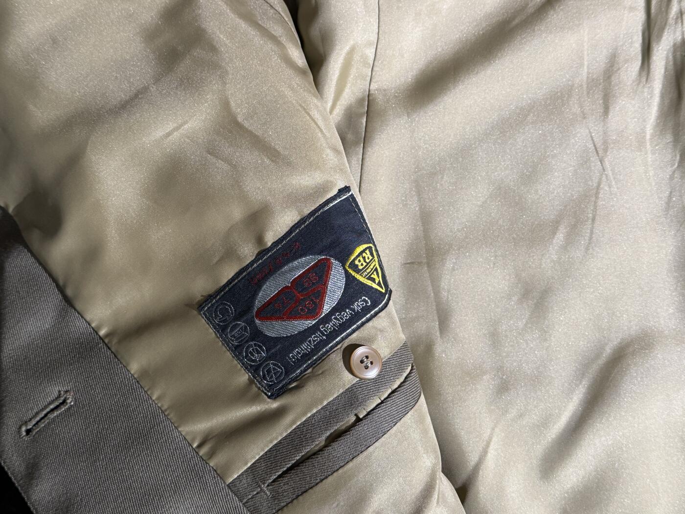 戎马世界章牌大赏第110期 匈牙利中校常服