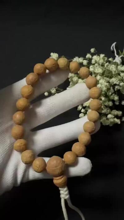 零元拍：凤眼单仓（媲美铁籽）大眼萌12MM左右念珠手串，2025年新籽，皮质超棒。