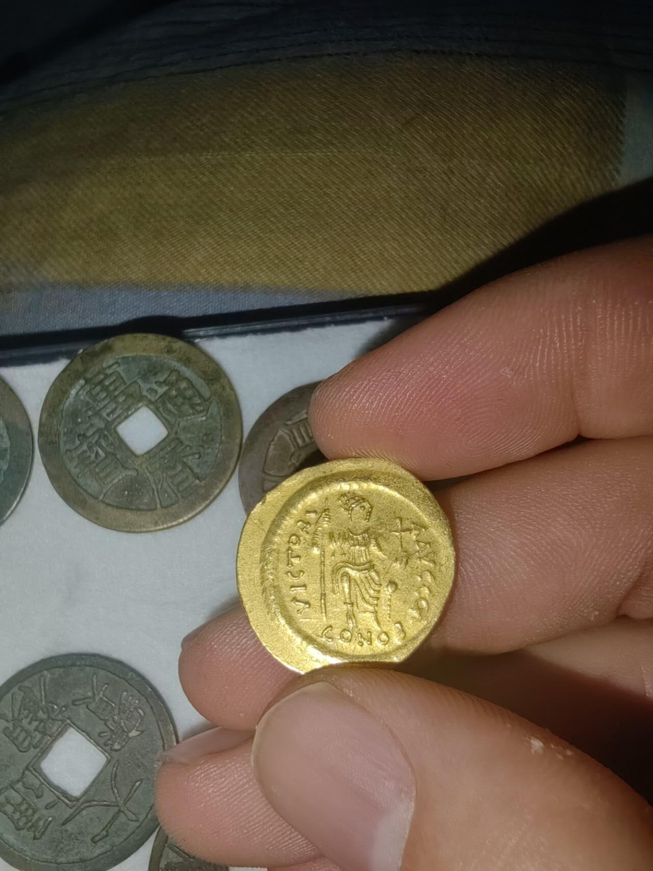 东罗马，莫里斯金币