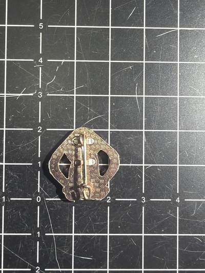 古冰库章牌勋赏收藏0起拍卖 东德DDR体能迷你证章