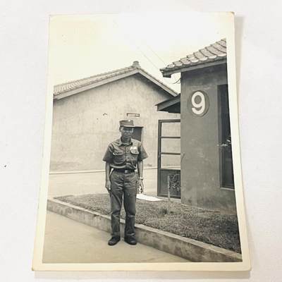 韵星假日军品类拍卖第三十八期 -- Rimey Holidays Militaria Auction 38 - 国军军人老照片一张