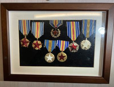 大猫徽章拍卖 第287期 - 法国战争伤害奖章，办法给战事受伤的军人及平民，大全套。1916年颁发至一战到二战及近代。