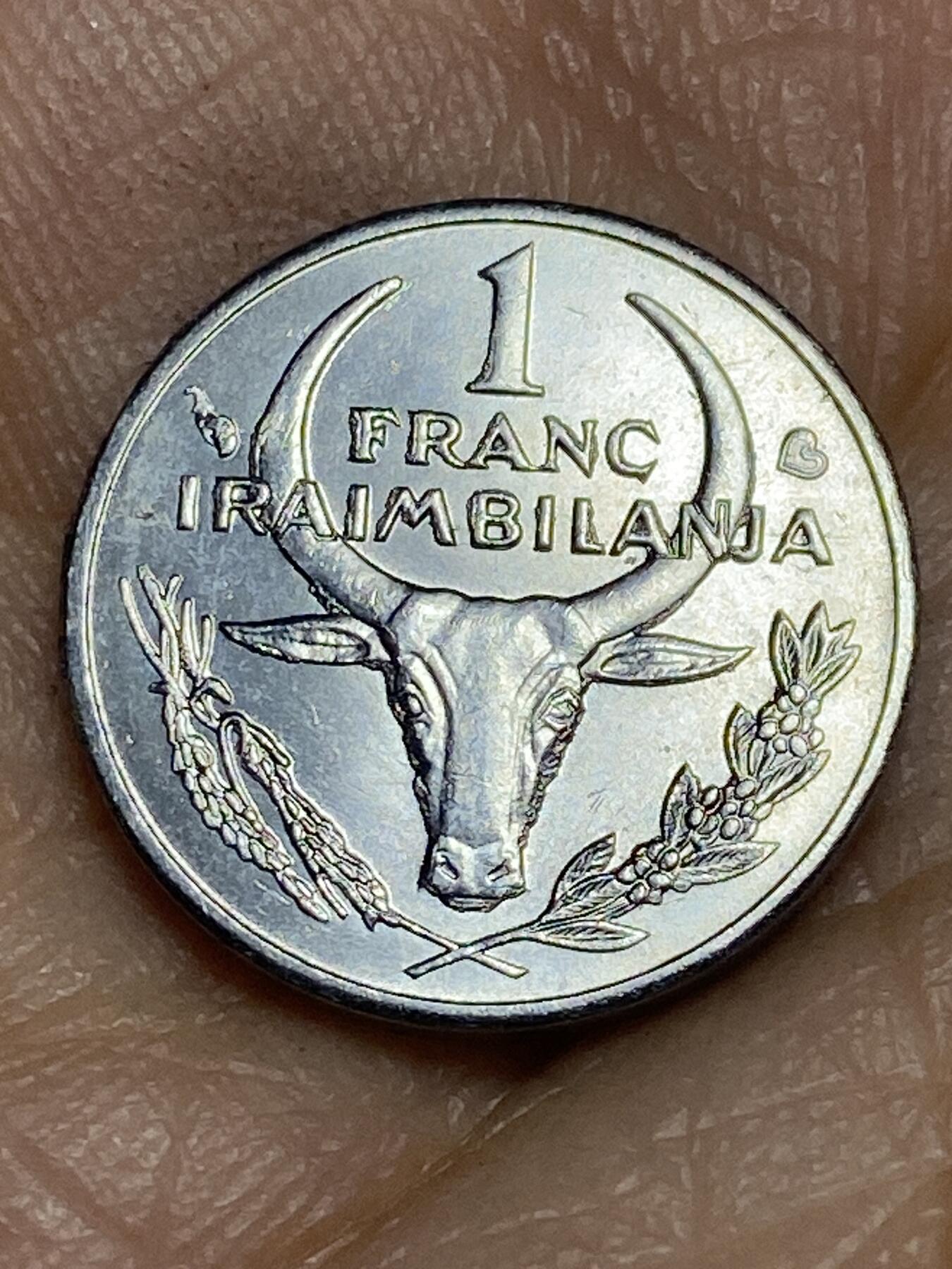 2026年第十五场(总第一百八十四场）外国好品散币场(免佣金) 马达加斯加🇲🇬2002年1法郎