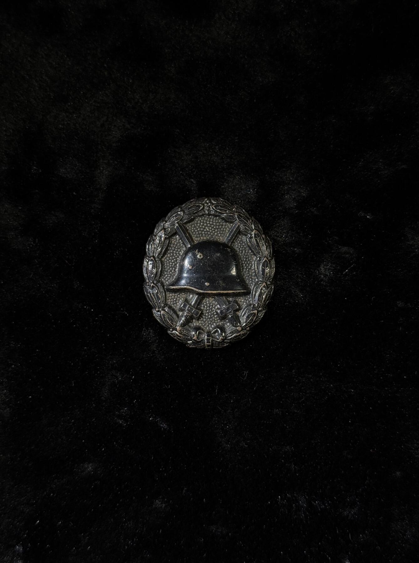 戎马世界章牌大赏第110期 德国一战黑色战伤奖章