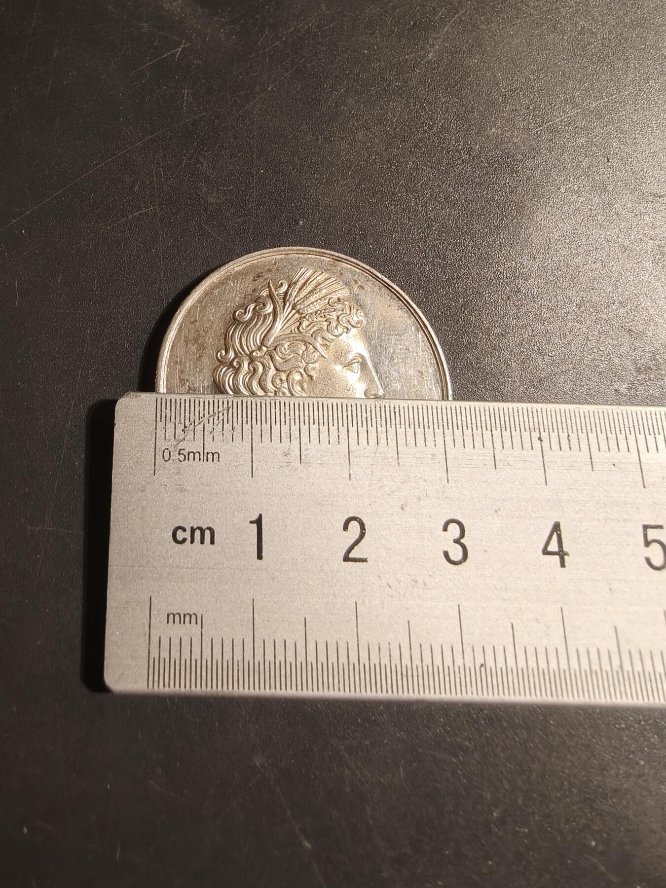 老王徽章第179期 法国奥德省农业协会大银章    950银    直径31mm    重量12.6g